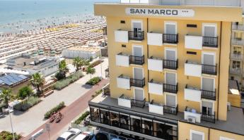 Offerta Giugno 2019 Hotel San Marco a Riccione, fronte mare