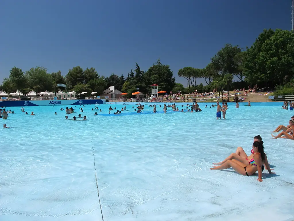 Aquafan par une journée ensoleillée