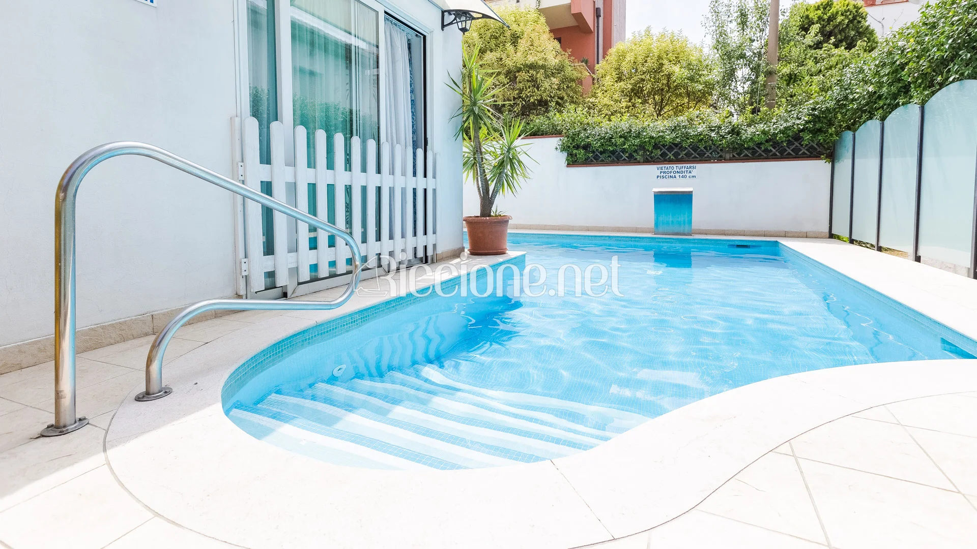 Piscina stagionale