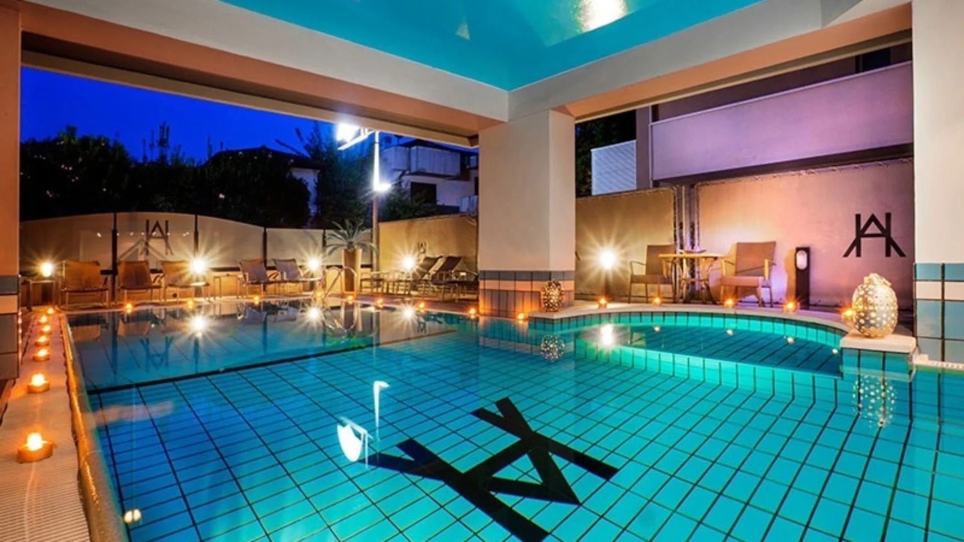 Piscine intérieure