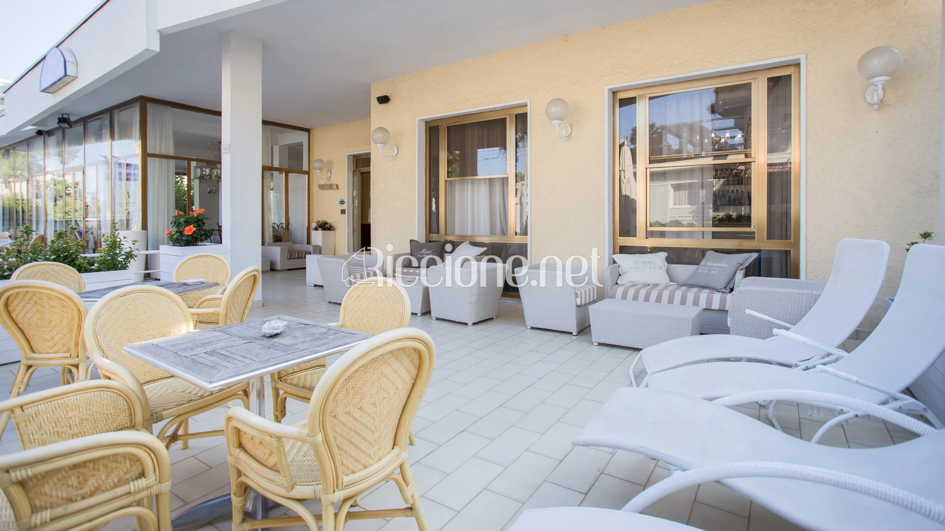 Furnished outdoor spaces