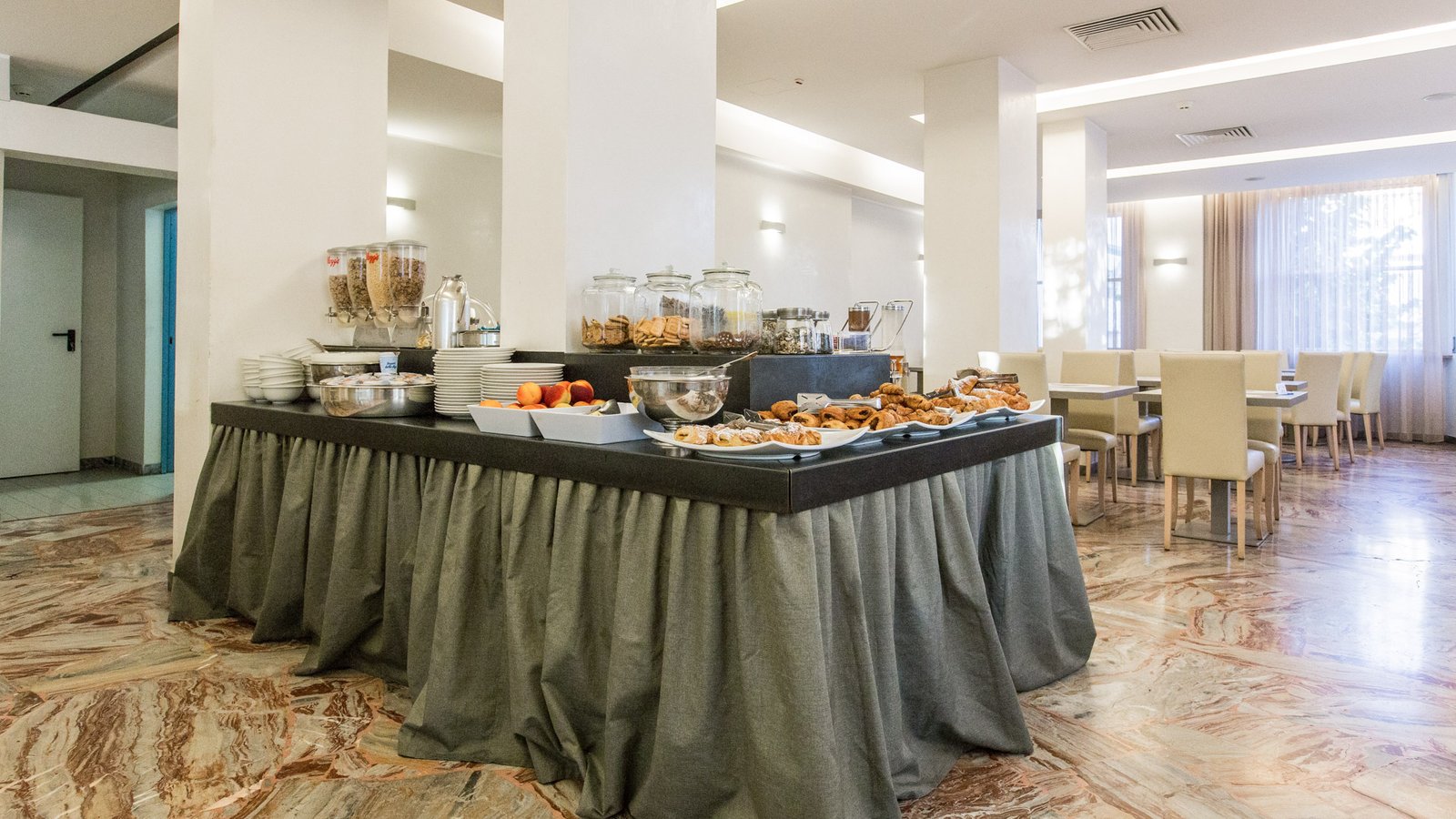 Family Hotel Antibes