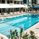 Piscina con idromassaggio